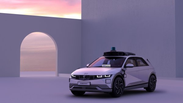 Hyundai Ioniq 5 Robotaxi