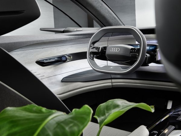 Audi grandsphere concept