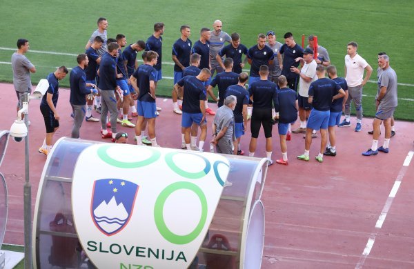 Trening Slovenije na Poljudu