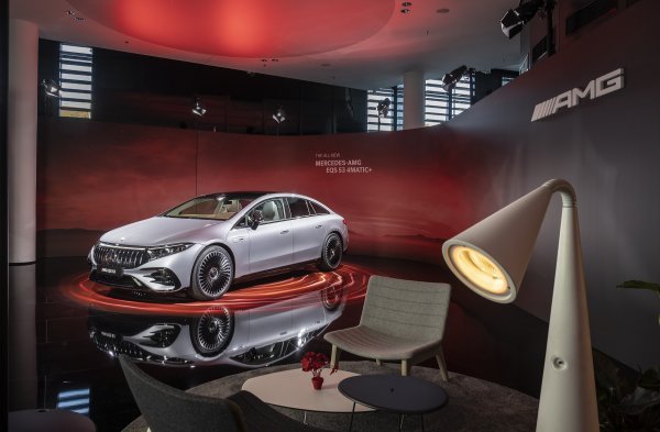 Mercedes-Benz na IAA Mobility 2021 u Münchenu - Mercedes-AMG EQS 53 4MATIC +