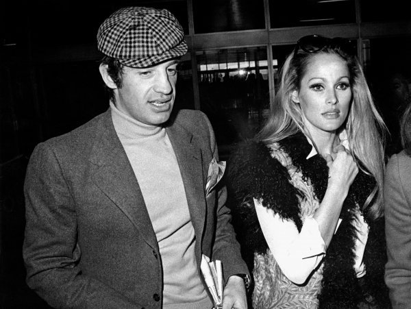 Jean-Paul Belmondo i Ursula Andress