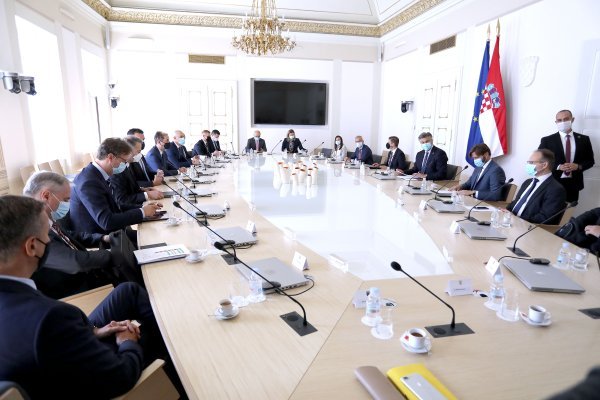 Sastanak premijera Andreja Plenkovića s bankarima