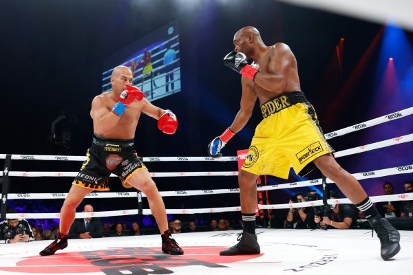 Anderson Silva - Tito Ortiz