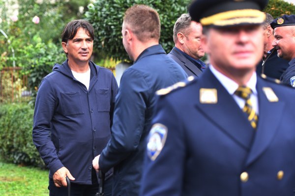 Na otkrivanju spomenika za varaždinske policajce bio je i izbornik Zlatko Dalić