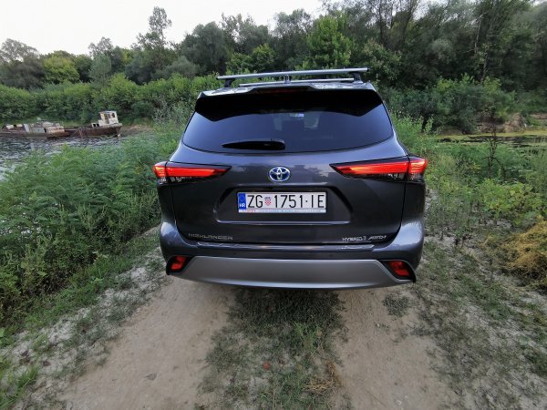 Toyota Highlander Hybrid AWD