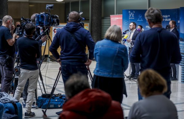 Konferencija za medije gradonačelnika Zagreba Tomislava Tomaševića