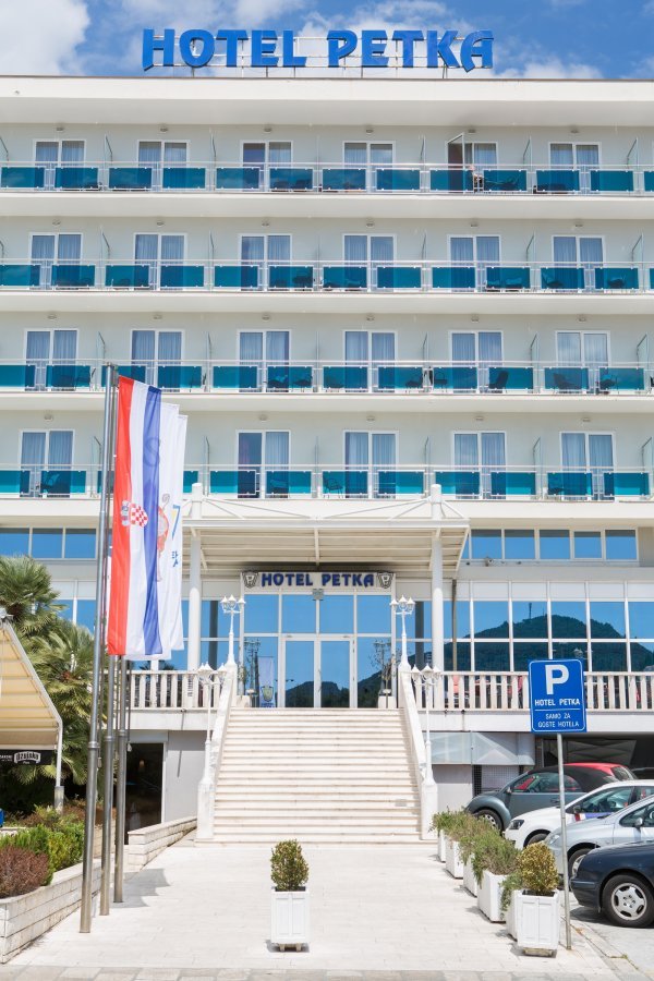 Hotel Petka u Dubrovniku u Pivčevu je turističkom portfelju 