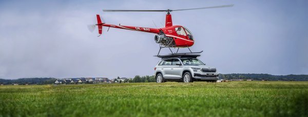 Helikopter sletio na Škodu Kodiaq