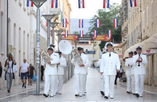 Jutarnja budnica Orkestra HRM-a povodom 30.obljetnice osnutka