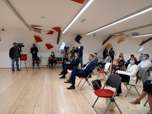 Rasprava na temu 'Mladi i budućnost IT industrije' u Osijeku