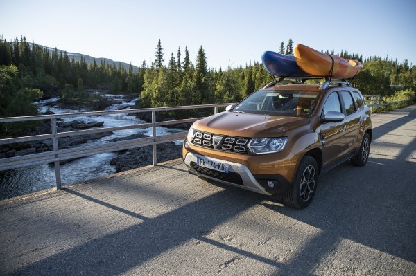 Dacia Duster: ekspedicija kajakom kroz Laponiju