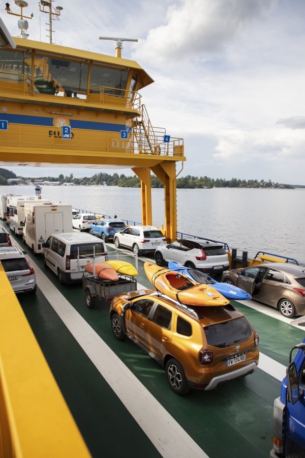 Dacia Duster važan je dio uspješne ekspedicije kajakom kroz Laponiju