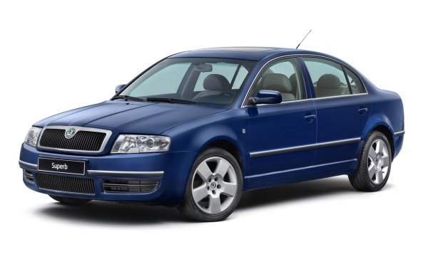 Prva moderna generacija modela Škoda Superb (2001.)