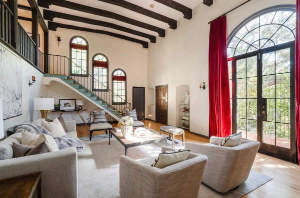 Vila Marilyna Mansona