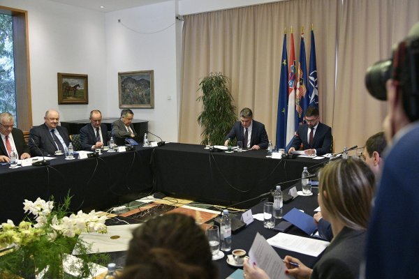 Okrugli stol o obnovi Banovine