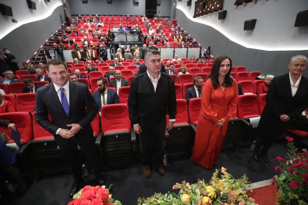 Zoran Milanović na svečanoj sjednici povodom Dana grada Samobora