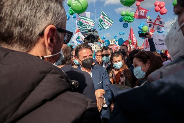 Prosvjed sindikata protiv fašizma u Rimu