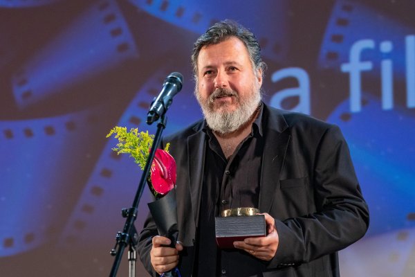 Film 'Tereza37' na Pula film festivalu 2020. godine osvojio je Veliku zlatnu arenu za najbolji film, režiju, scenarij (Lana Barić), sporednu žensku ulogu (Ivana Roščić), kao i za masku (Snježana Gorup) te montažu (Dubravka Turić). Film je bio nagrađen i nagradom publike 'Zlatni bicikl' na Zagreb Film Festivalu iste godine. Od važnijih međunarodnih priznanja, film je u 2021. godini primio i nagradu za najbolji scenarij na festivalu u Otrantu te nagradu za najbolju žensku ulogu (Lana Barić) na beogradskom FEST-u