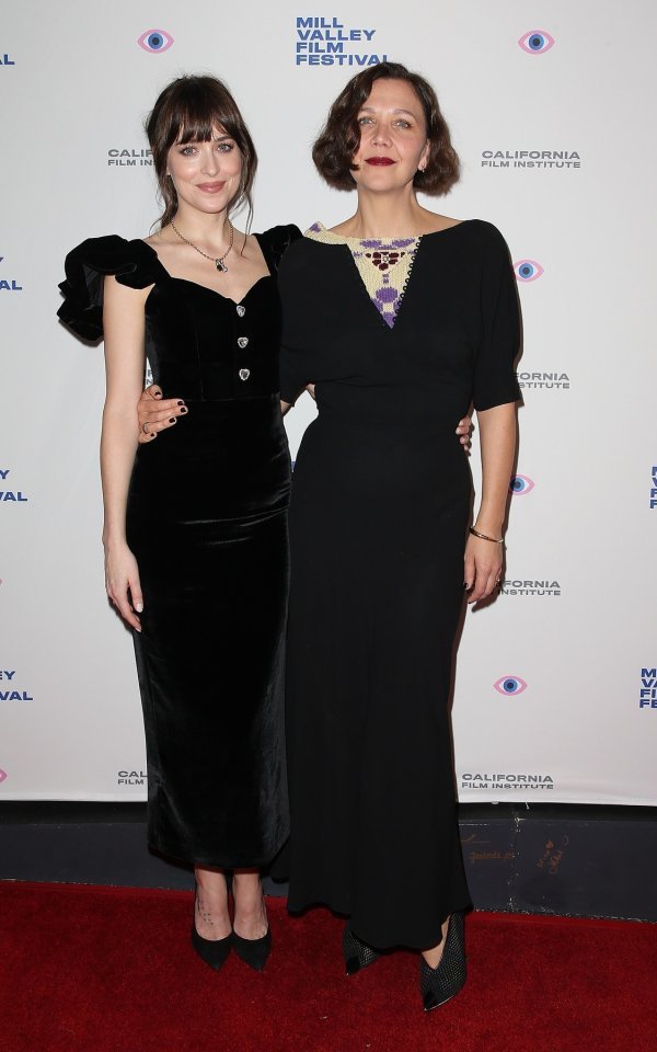 Maggie Gyllenhaal i Dakota Johnson