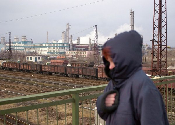 Rodni grad Olega Deripaske, Džeržinsk u regiji Nižnji Novgorod, 2006. bio je drugi kemijski najzagađeniji grad na svijetu