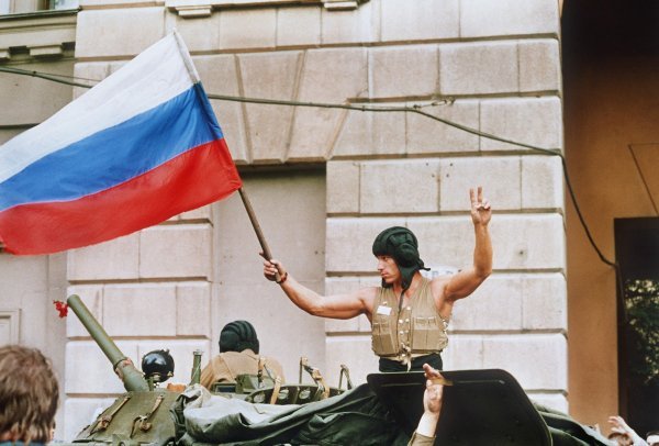 Rusi slave nakon propalog vojnog udara 21. kolovoza 1991. godine