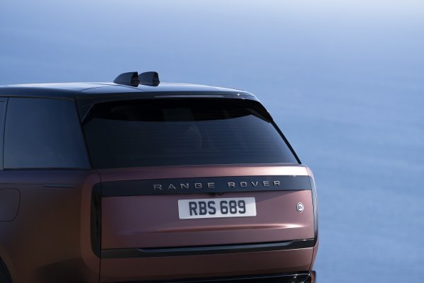 Novi Range Rover SV Intrepid