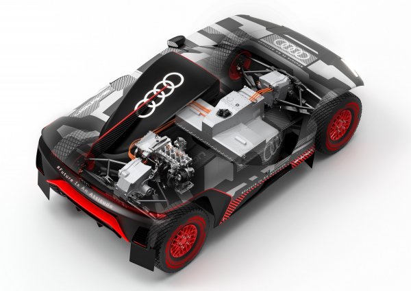 Audi RS Q e-tron - smještaj baterije i električni pogon