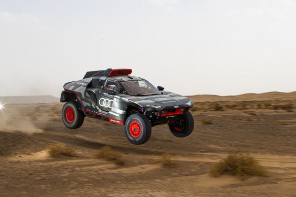 Audi RS Q e-tron na testiranjima u Maroku