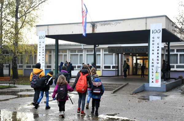 Sisačke osnovne škole odlučile su se za A model nastave