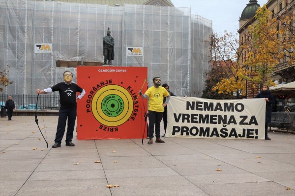 Zelena akcija, performans u Zagrebu