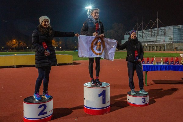 Pobjednici ultramaraton utrke od 12 sati na stadionu Mladost