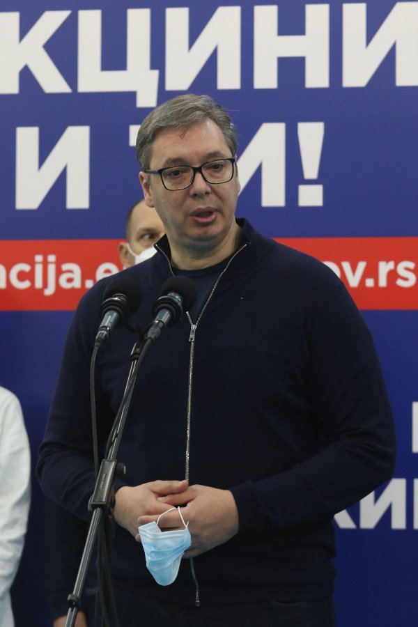 Aleksandar Vučić primio treću dozu