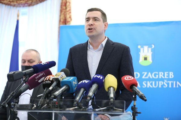 Konferencija za medije HDZ-a o temi ukidanja naknada za roditelje odgojitelje