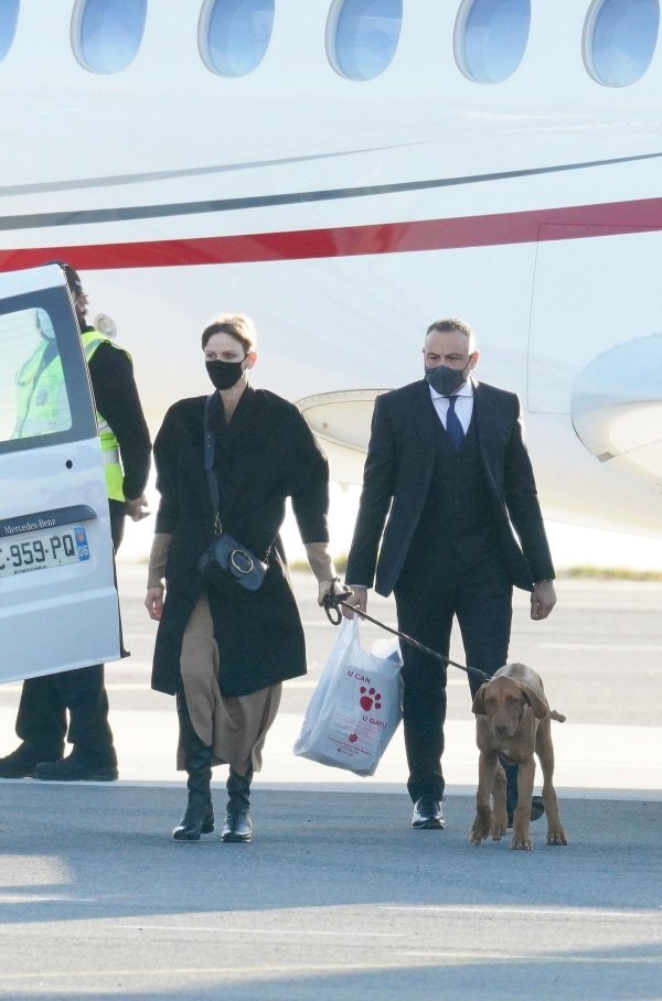 Princeza Charlene povratak u Monaco