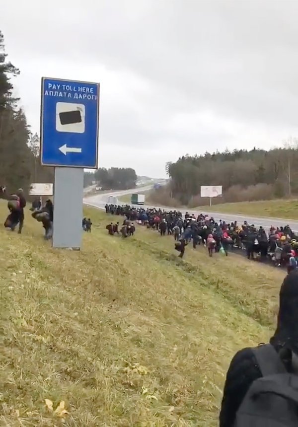 Migranti pokušavaju probiti kordon na granici Poljske i Bjelorusije