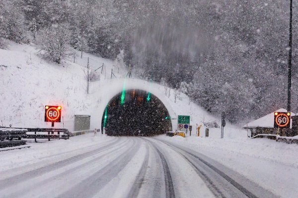 Ovo je pravi primjer zimske dionice: autocesta A6 Zagreb - Rijeka