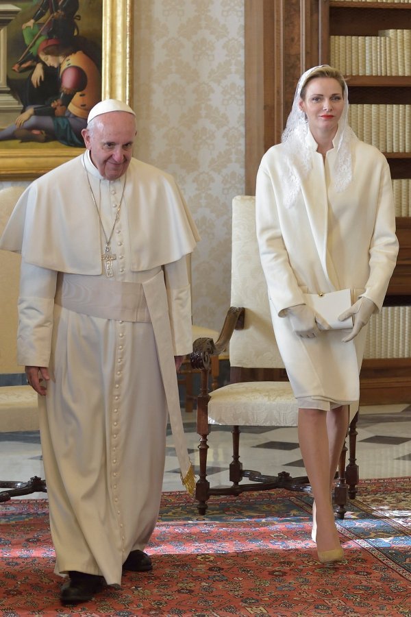 Papa Franjo i princeza Charlene