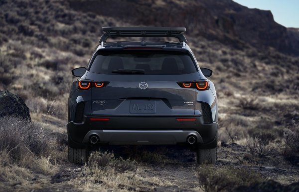 Mazda CX-50 (Polymetal Gray siva)
