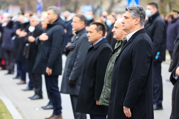 Program ispred bolnice Vukovar