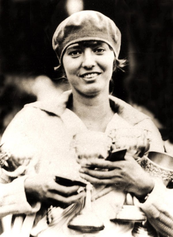 Halina Konopacka osvajačica je zlata na Ljetnoj olimpijadi u Amsterdamu 1928. godine