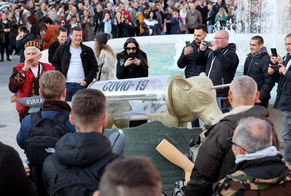 Prosvjed protiv covid potvrda