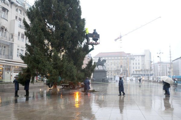 Ukrašavanje Zagreba za Advent 2021.