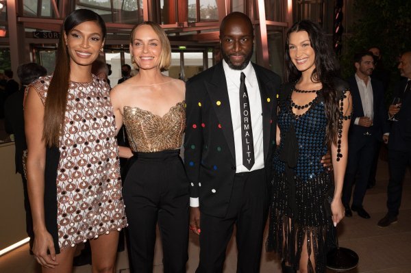 Joan Smalls, Amber Valletta, Virgil Abloh i Bella Hadid