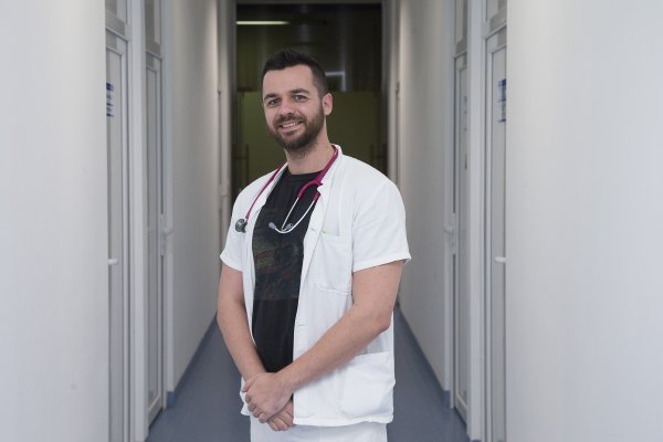 Matej Šapina na korak je do specijalističkog ispita iz pedijatrije i s već obranjenom titulom doktora znanosti