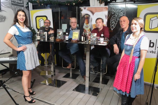 Predstavljanje knjige Borivoja Radakovića 'Ne plači, dušo'