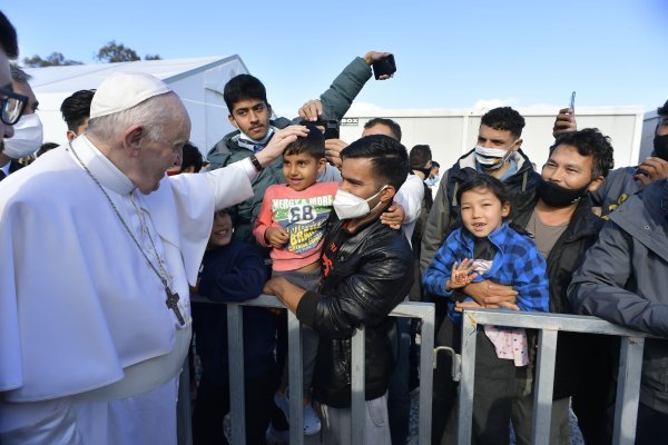 Papa Franjo s izbjeglicama na Lezbosu