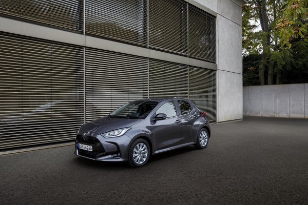 Mazda2 Hybrid