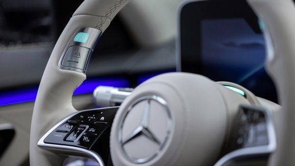 Mercedes-Benz DRIVE PILOT