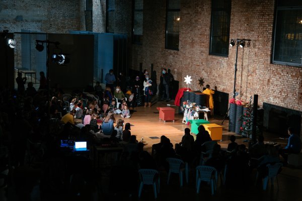 Premijera predstave 'Zagrizi u bajku'