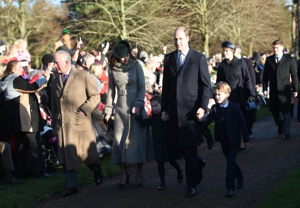 Dolazak kraljevske obitelji u crkvu na božićno jutro nacionalni je događaj